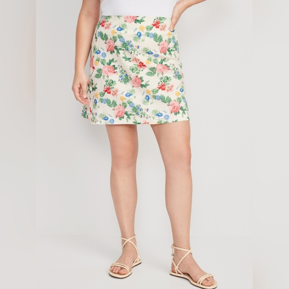 Old Navy Floral Women's Skirt